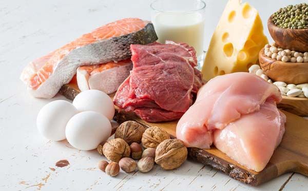 bị viêm giác mạc nên ăn gì 